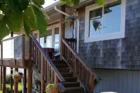 The Bay House: Tourism/Crabbing & Fishing Paradise Hotel a Tillamook County