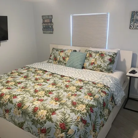 Quiet & Stress Free canal home with private dock