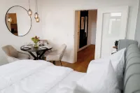 Design oasis for 3 with a view of Wismar harbor