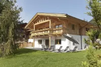 Spacious vacation home with large garden