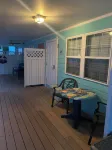 12 SOUTH Garden View