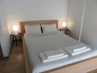 Alfarim House - close to Meco beach and Sesimbra Hotels near Lagoa de Albufeira Beach