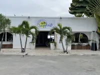 Sapphire Beach!  Walk Out Beach Front only 52 steps to sand!!   Updated 住宿飯店