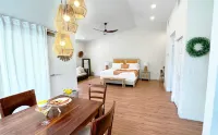 Bimini Nest Cozy Studio, Steps from the Beach