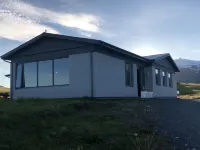 Hellnar Ocean View Villa Hotels near Ingjaldshóll Church