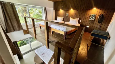 Jungle, waterfall, sea view, 5 minutes from beach, lap pool & gym. Bird watching