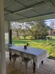 Cosy and historic 2-bedroom apartment. 5kms from Castlemaine. 2kms from Calder.