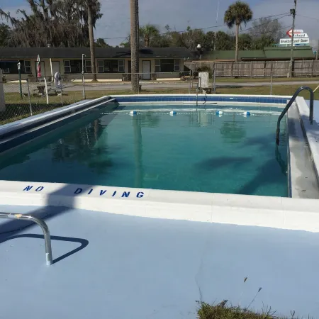 Withlacoochee Motel