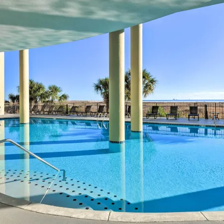 Beachfront Dauphin Island Condo Pool Access!