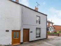 Duck Cottage Hotels in Flamborough