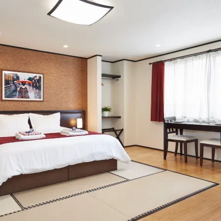The Address Akakura