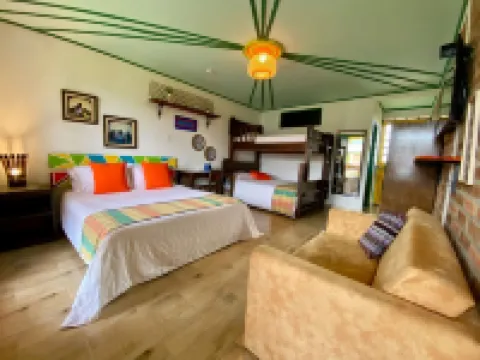 Mamatina Hotel