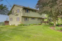 Spacious Hammondsport Home on 6 Acres w/ Lake View - Boutique