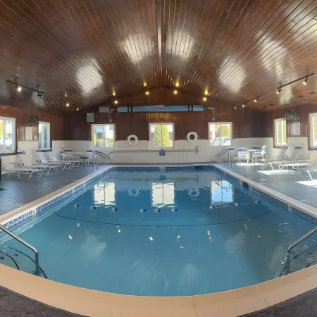 Elmwood Resort Hotel