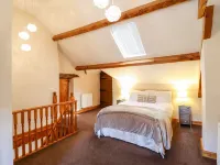 Cwm Yr Afon Cottage