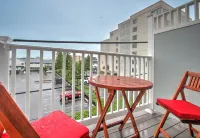 Atlantic Ocean Suites - Apartments