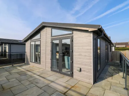 Number 43 The Poplars