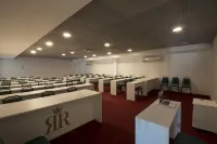 리저브 호텔 수루빔 - 2성급