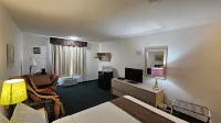 Didsbury Country Inn Hotels in Olds