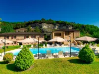Hôtel des Roches - Climatisation Hotels in Les Eyzies-De-Tayac-Sireuil