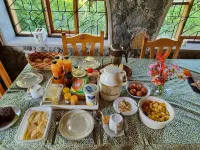 Mutolere Coffee Pot Guest Houses Hotels in Bufumbira