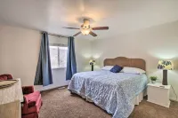 Spacious Garden City Townhome w/ Lake Views! - 3-Star