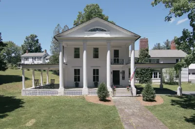 Granville House Hotels near Monument Mountain