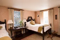 The Old Inn on the Green Hotels in Norfolk