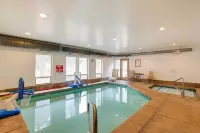 Sunriver Group Getaway: Explore Deschutes Forest! - Pools