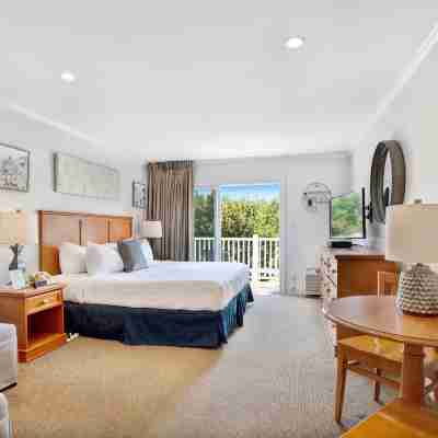 East Hampton House Resort Rooms