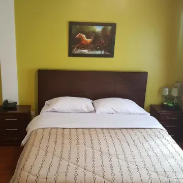 Hostal El Roble Hotels in der Nähe von Mitad del Mundo