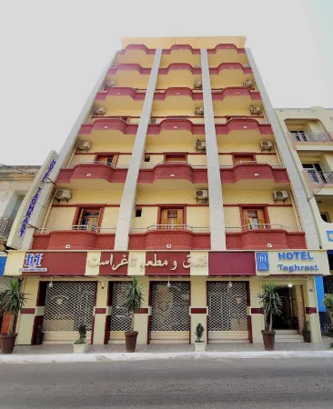 Hotel Taghrast Отели рядом с достопримечательностью «Caves of Jijel»