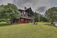 Rivers Edge - Ultimate Riverfront Getaway - WiFi