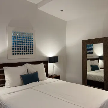 Villa Famiri Boutique Hotel