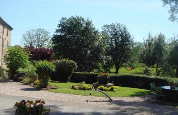 木林德布爾城堡酒店