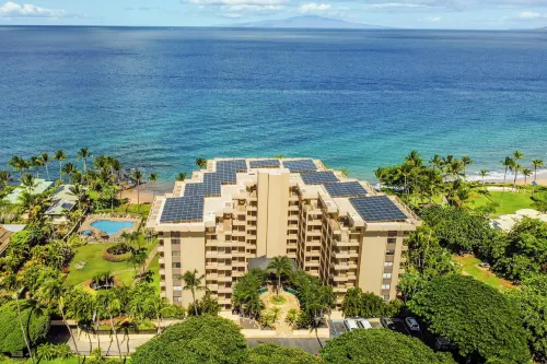 Polo Beach Club - Mountain view