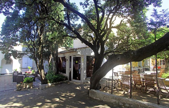 Le Petit Manoir Hotel Provence
