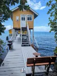 Charming bungalow over a coral reef in the Caribbean sea with stunning sunsets! Hôtels à : 
