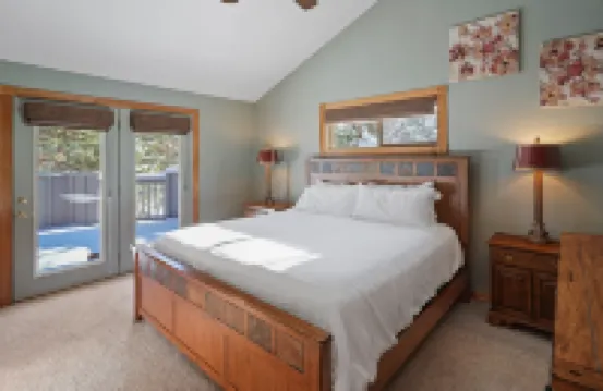 2 Sarazen Home with Hot Tub and BBQ on the Deck, Close to Woodlands Golf Course by Redawning