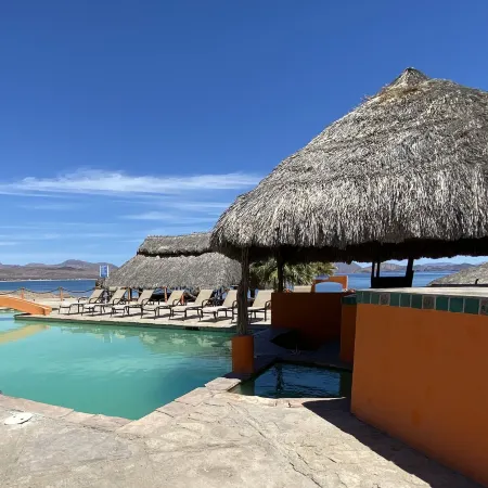 Los Vientos Hotel
