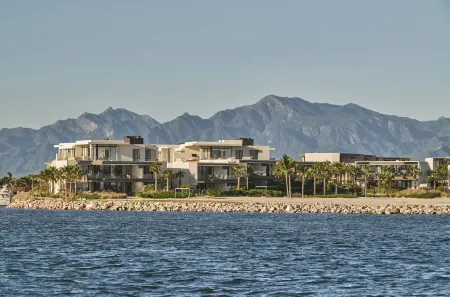 Four Seasons Resort Los Cabos