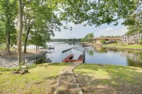 Private Pool Lakefront Home in Hot Springs! - Wifi
