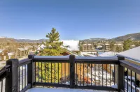 Half-mi to Copper Mtn Slopes: Frisco Unit w/ Loft - 3-Star