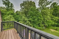 A-Frame Cabin w/ Hot Tub, Walk to Kentucky Lake! - 3 звезды