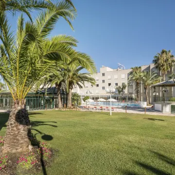 Hotel Ilunion Las Lomas