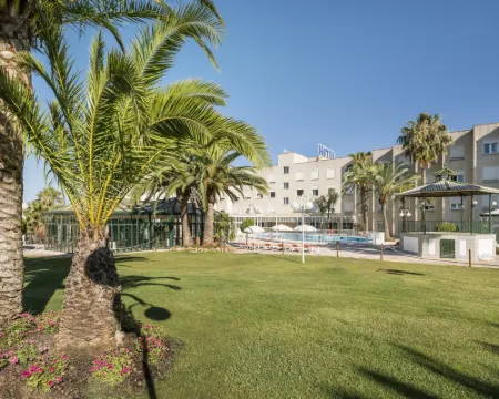 Hotel Ilunion Las Lomas Hotels in Merida