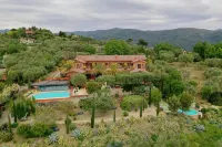 Relais San Damian Hotels in Borgomaro