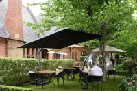 Schoolhouse Hotel Hotels in 