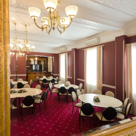 Criterion Hotel Warwick