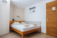 Guest House PachaMama Hotels near Shelvadigo